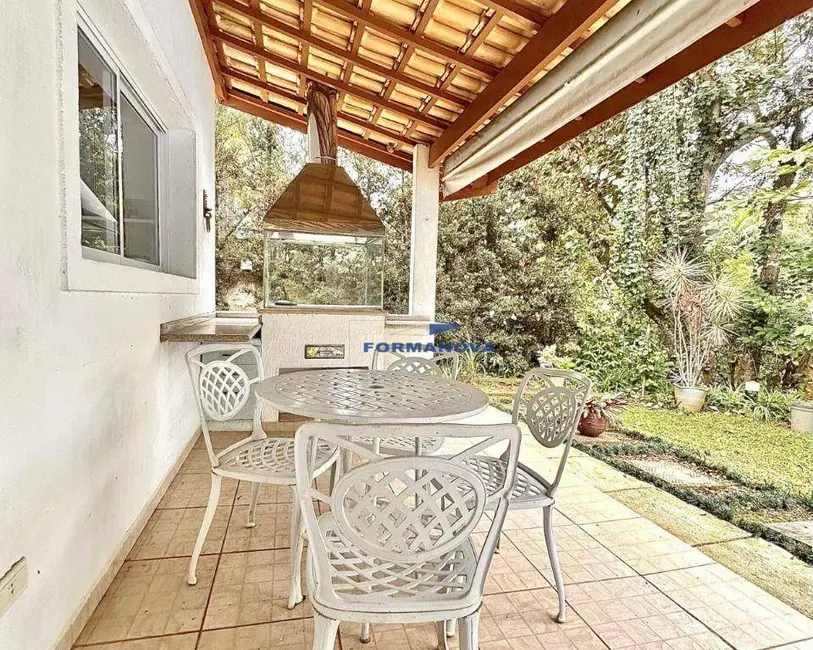 Foto 3 de Casa de Condomínio com 3 quartos à venda, 648m2 em Jardim do Golf I, Jandira - SP