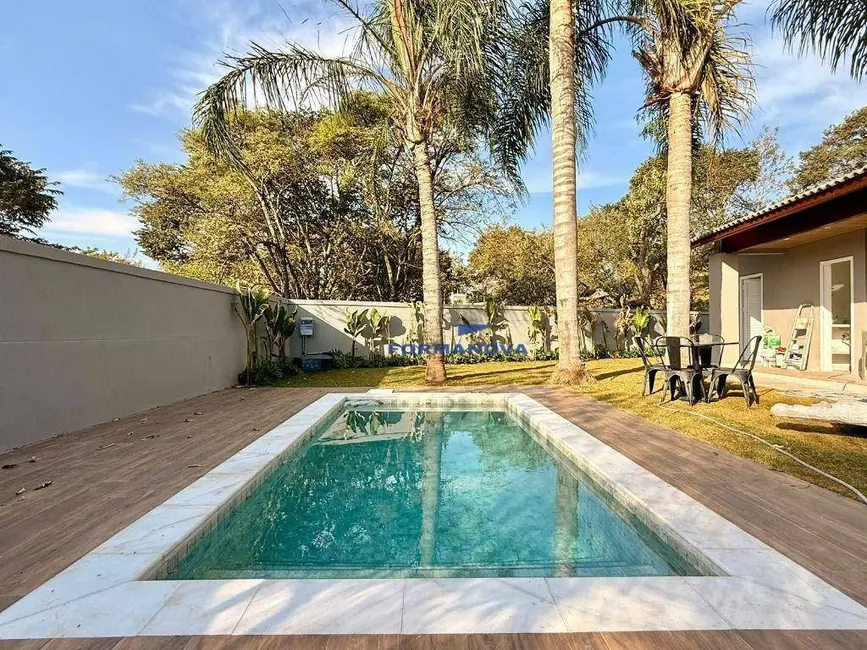 Casa de Condomínio com 3 quartos à venda, 642m2 em Jardim do Golf I, Jandira - SP - imagem 4 Foto 4 de Casa de Condomínio com 3 quartos à venda, 642m2 em Jardim do Golf I, Jandira - SP