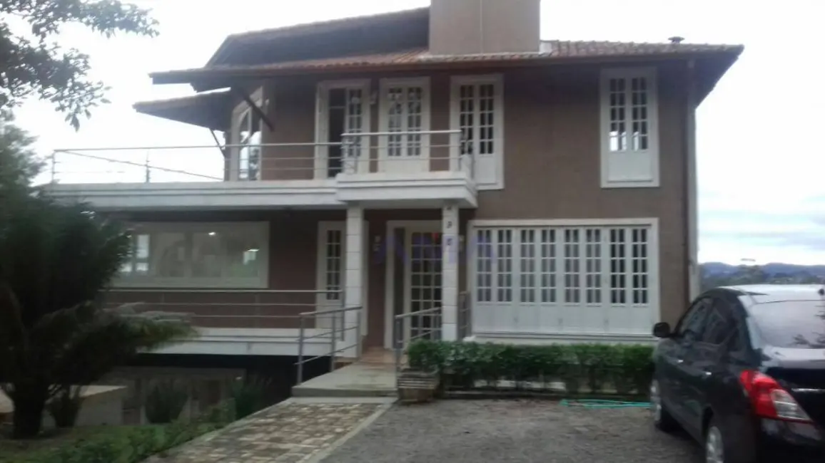Casa de Condomínio com 3 quartos à venda, 600m2 em Colinas de São Fernando, Cotia - SP - imagem 1 Foto 1 de Casa de Condomínio com 3 quartos à venda, 600m2 em Colinas de São Fernando, Cotia - SP