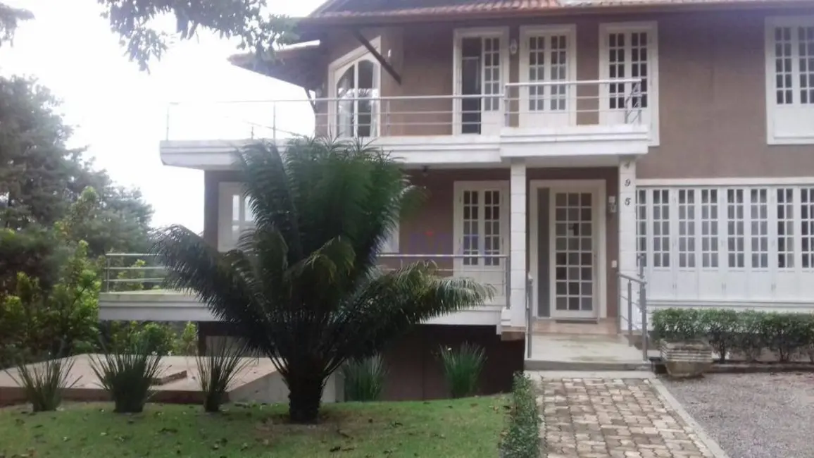 Casa de Condomínio com 3 quartos à venda, 600m2 em Colinas de São Fernando, Cotia - SP - imagem 2 Foto 2 de Casa de Condomínio com 3 quartos à venda, 600m2 em Colinas de São Fernando, Cotia - SP