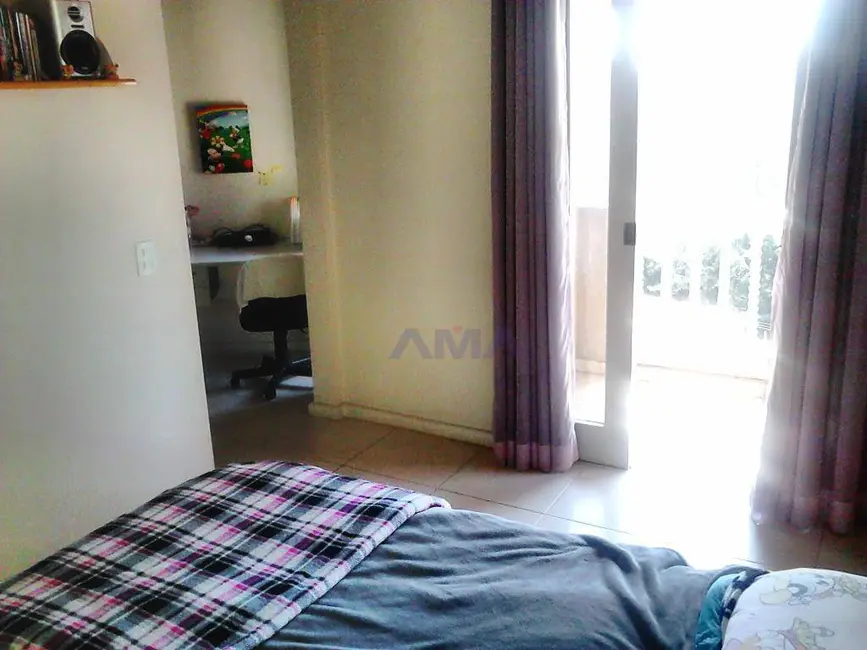 Casa de Condomínio com 3 quartos à venda, 600m2 em Colinas de São Fernando, Cotia - SP - imagem 7 Foto 7 de Casa de Condomínio com 3 quartos à venda, 600m2 em Colinas de São Fernando, Cotia - SP