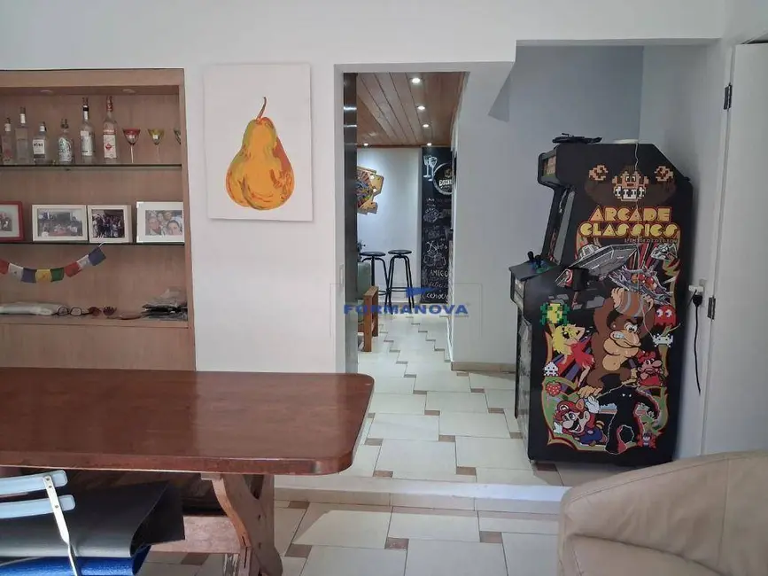 Foto 19 de Casa de Condomínio com 3 quartos à venda, 226m2 em Granja Viana, Cotia - SP