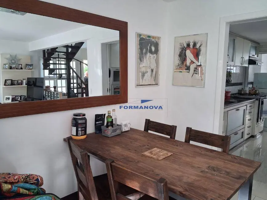Foto 9 de Casa de Condomínio com 3 quartos à venda, 226m2 em Granja Viana, Cotia - SP