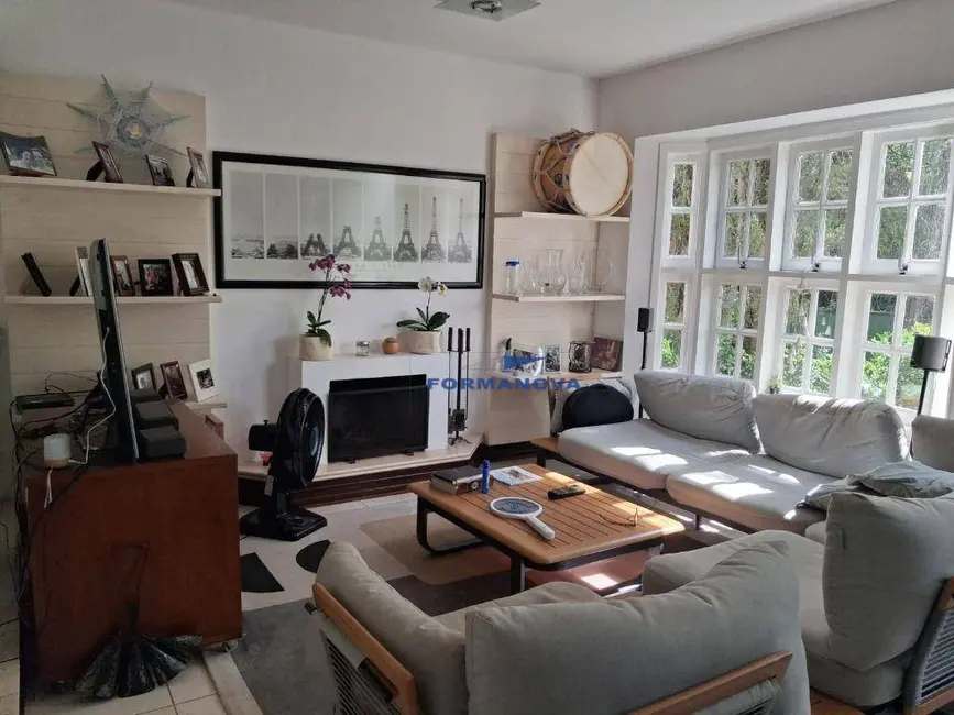 Foto 3 de Casa de Condomínio com 3 quartos à venda, 226m2 em Granja Viana, Cotia - SP