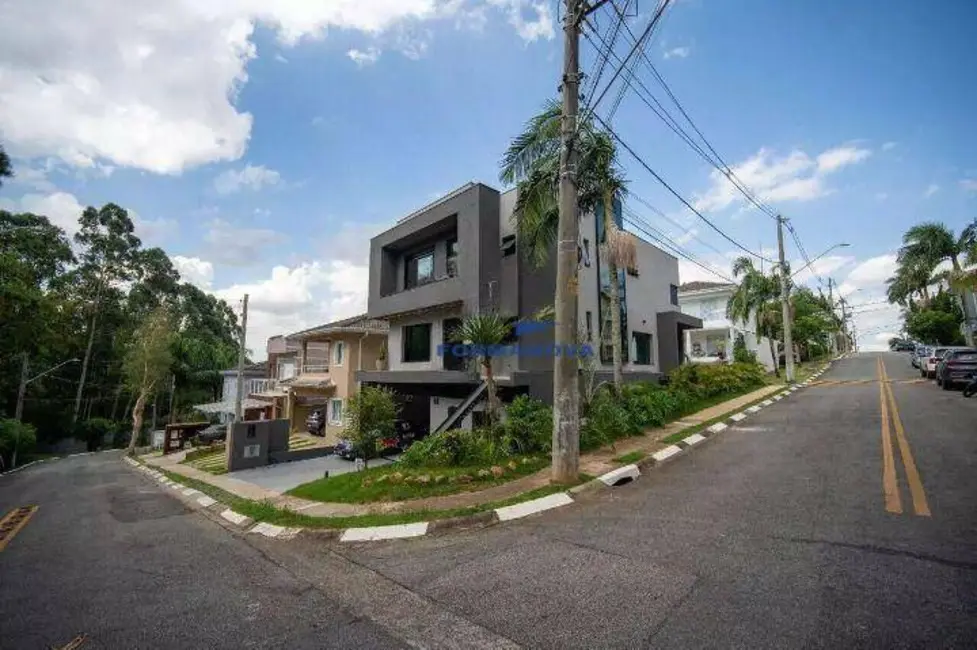 Casa de Condomínio com 4 quartos à venda, 250m2 em Chácara Ondas Verdes, Cotia - SP - imagem 4 Foto 4 de Casa de Condomínio com 4 quartos à venda, 250m2 em Chácara Ondas Verdes, Cotia - SP