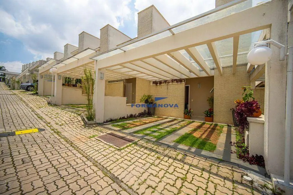 Foto 2 de Casa de Condomínio com 3 quartos à venda, 140m2 em Chácara Pavoeiro, Cotia - SP