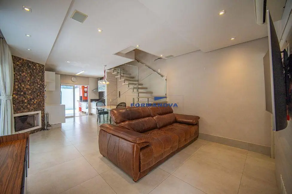 Foto 3 de Casa de Condomínio com 3 quartos à venda, 140m2 em Chácara Pavoeiro, Cotia - SP