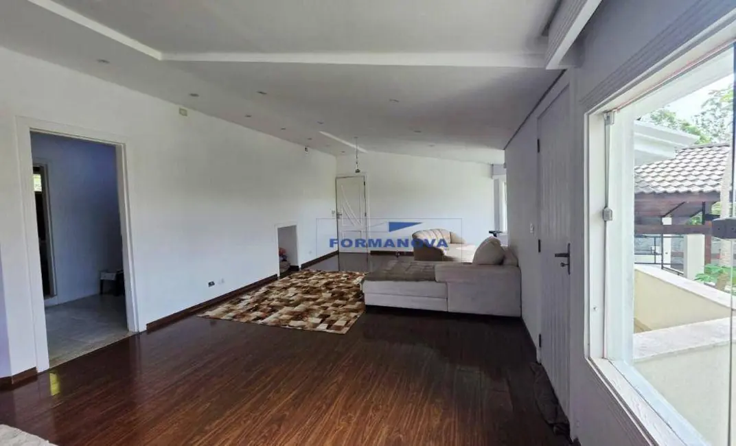 Casa de Condomínio com 3 quartos à venda, 500m2 em Portal Roselândia, Cotia - SP - imagem 6 Foto 6 de Casa de Condomínio com 3 quartos à venda, 500m2 em Portal Roselândia, Cotia - SP