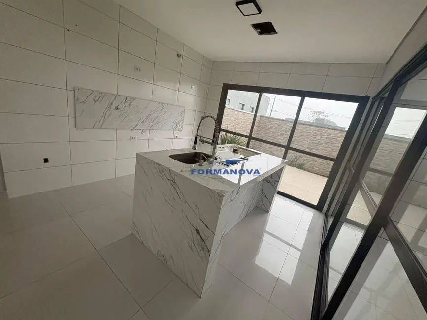 Casa de Condomínio com 3 quartos à venda, 125m2 em Sítio Boa Vista, Cotia - SP - imagem 6 Foto 6 de Casa de Condomínio com 3 quartos à venda, 125m2 em Sítio Boa Vista, Cotia - SP