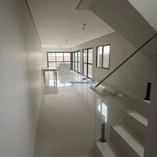 Casa de Condomínio com 3 quartos à venda, 125m2 em Sítio Boa Vista, Cotia - SP - imagem 3 Foto 3 de Casa de Condomínio com 3 quartos à venda, 125m2 em Sítio Boa Vista, Cotia - SP