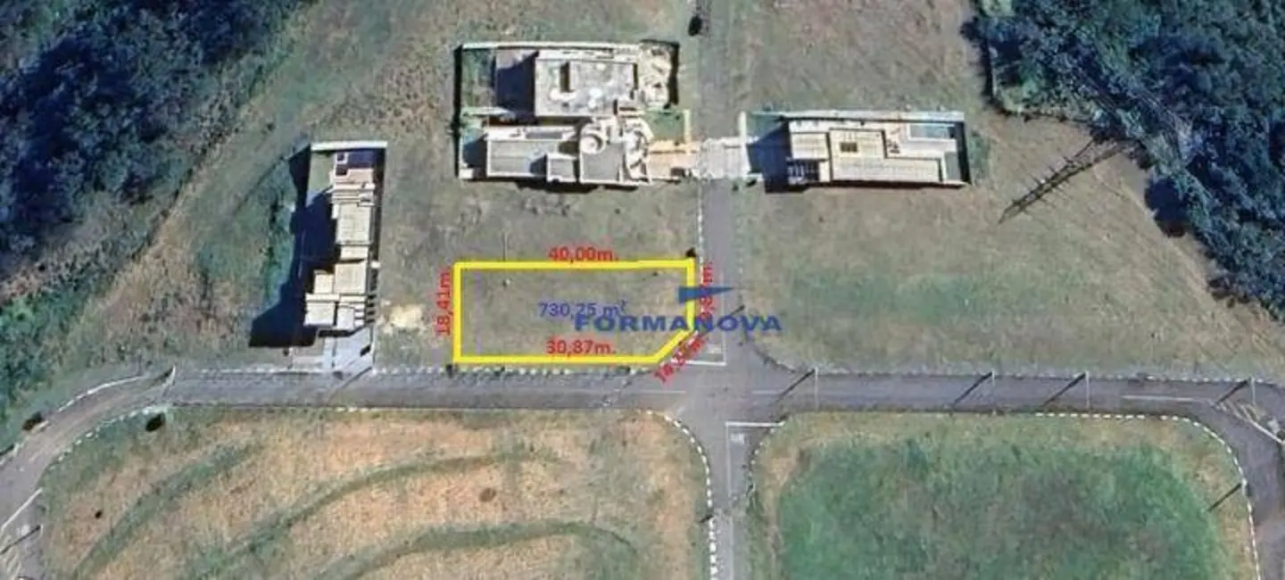 Foto 1 de Terreno / Lote à venda, 730m2 em Jardim do Golf I, Jandira - SP