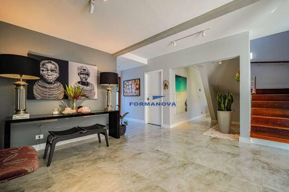 Casa de Condomínio com 5 quartos à venda, 1332m2 em Carapicuiba - SP - imagem 7 Foto 7 de Casa de Condomínio com 5 quartos à venda, 1332m2 em Carapicuiba - SP