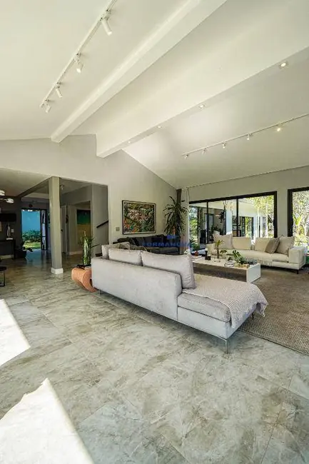 Casa de Condomínio com 5 quartos à venda, 1332m2 em Carapicuiba - SP - imagem 5 Foto 5 de Casa de Condomínio com 5 quartos à venda, 1332m2 em Carapicuiba - SP