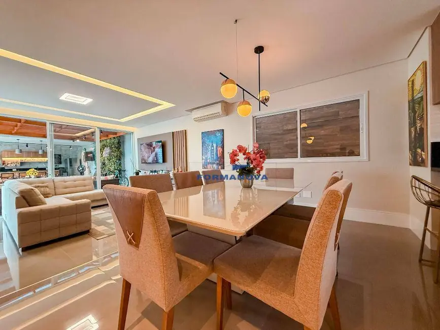 Foto 4 de Casa de Condomínio com 3 quartos à venda, 385m2 em São Paulo II, Cotia - SP