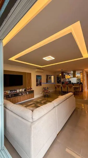 Foto 9 de Casa de Condomínio com 3 quartos à venda, 385m2 em São Paulo II, Cotia - SP