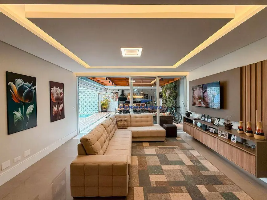 Foto 7 de Casa de Condomínio com 3 quartos à venda, 385m2 em São Paulo II, Cotia - SP