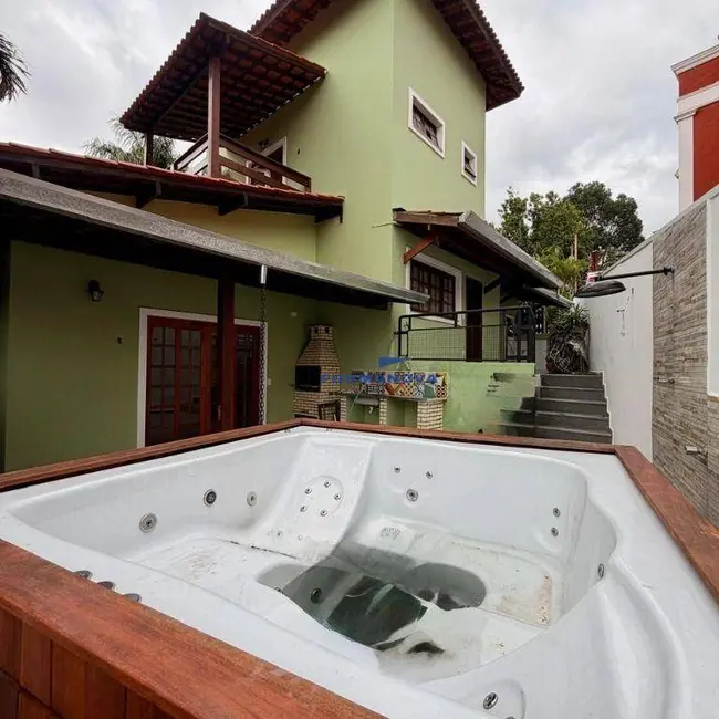 Foto 1 de Casa de Condomínio com 3 quartos para alugar, 600m2 em Jardim do Golf I, Jandira - SP