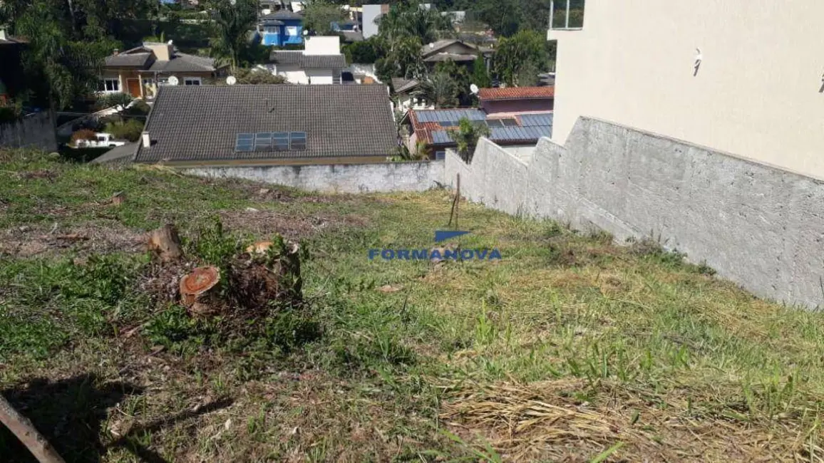 Foto 4 de Terreno / Lote à venda, 600m2 em Embu Das Artes - SP