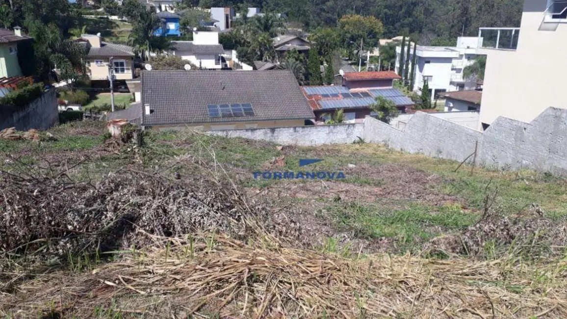 Foto 3 de Terreno / Lote à venda, 600m2 em Embu Das Artes - SP