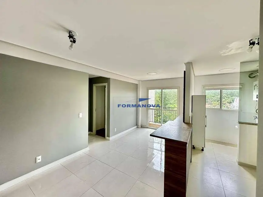 Foto 3 de Apartamento com 2 quartos à venda e para alugar, 58m2 em Granja Viana, Cotia - SP