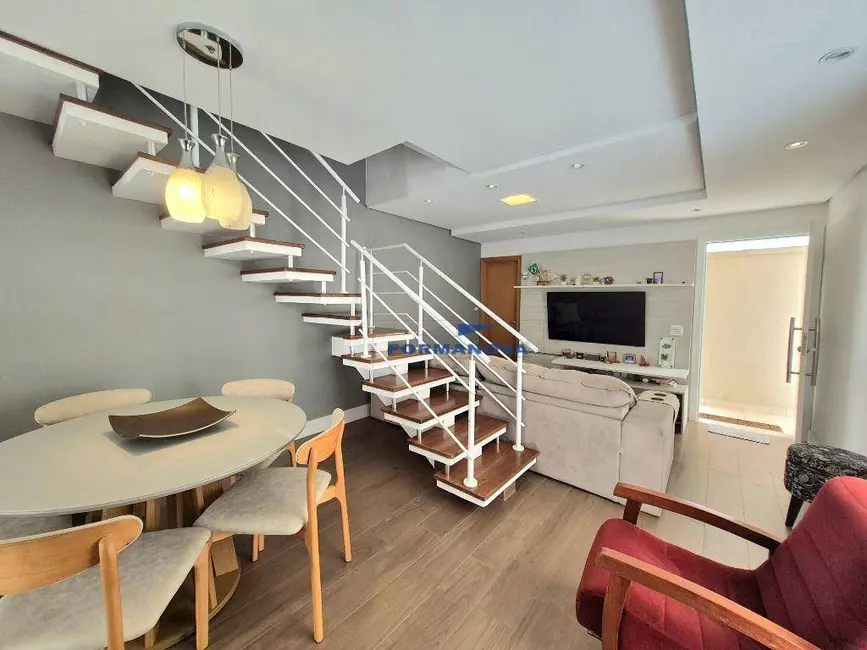 Casa de Condomínio com 3 quartos à venda, 120m2 em Granja Viana, Cotia - SP - imagem 4 Foto 4 de Casa de Condomínio com 3 quartos à venda, 120m2 em Granja Viana, Cotia - SP