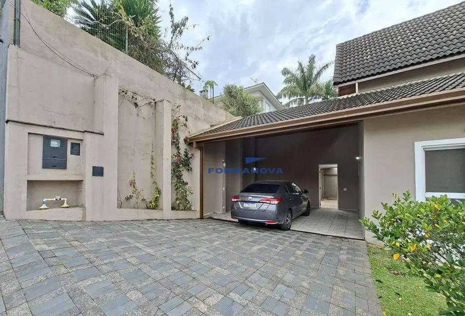 Casa de Condomínio com 3 quartos à venda, 649m2 em Pousada dos Bandeirantes, Carapicuiba - SP - imagem 4 Foto 4 de Casa de Condomínio com 3 quartos à venda, 649m2 em Pousada dos Bandeirantes, Carapicuiba - SP