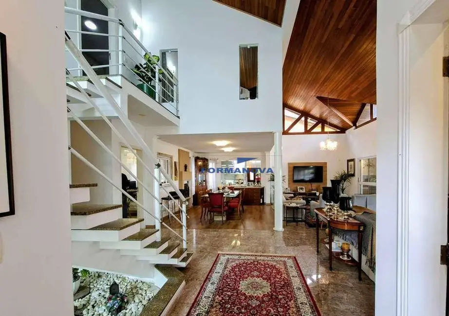 Casa de Condomínio com 3 quartos à venda, 649m2 em Pousada dos Bandeirantes, Carapicuiba - SP - imagem 6 Foto 6 de Casa de Condomínio com 3 quartos à venda, 649m2 em Pousada dos Bandeirantes, Carapicuiba - SP