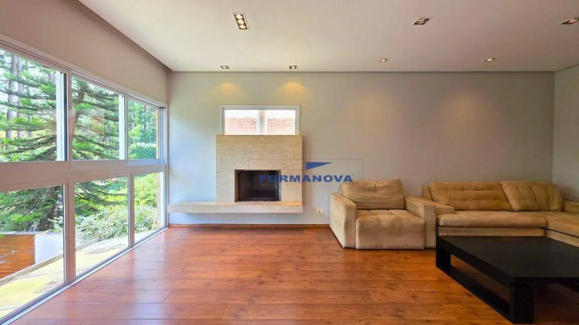 Casa de Condomínio com 3 quartos à venda, 200m2 em Granja Viana II, Cotia - SP - imagem 5 Foto 5 de Casa de Condomínio com 3 quartos à venda, 200m2 em Granja Viana II, Cotia - SP