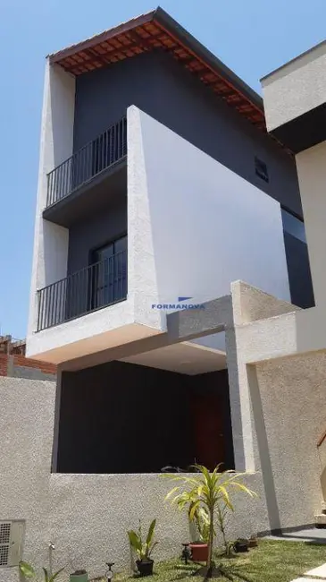 Casa de Condomínio com 3 quartos à venda, 125m2 em Sítio Boa Vista, Cotia - SP - imagem 3 Foto 3 de Casa de Condomínio com 3 quartos à venda, 125m2 em Sítio Boa Vista, Cotia - SP