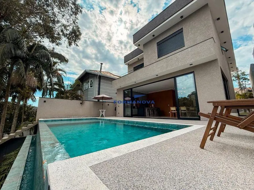 Foto 1 de Casa de Condomínio com 3 quartos à venda, 360m2 em São Paulo II, Cotia - SP