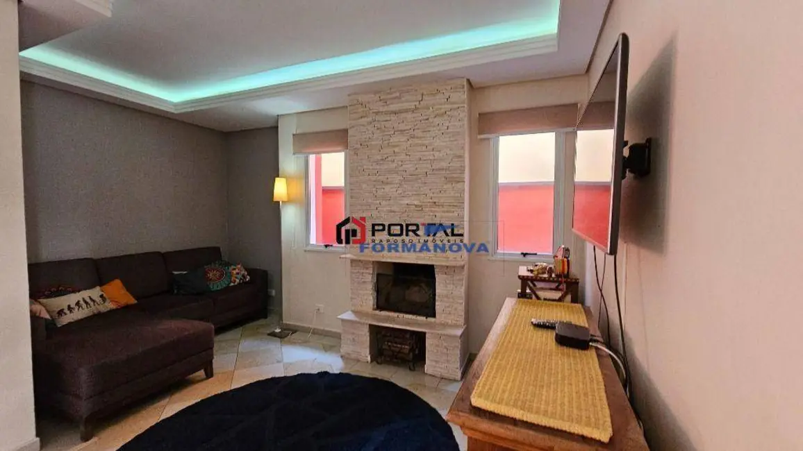 Foto 3 de Casa de Condomínio com 3 quartos à venda, 250m2 em Parque Rincão, Cotia - SP