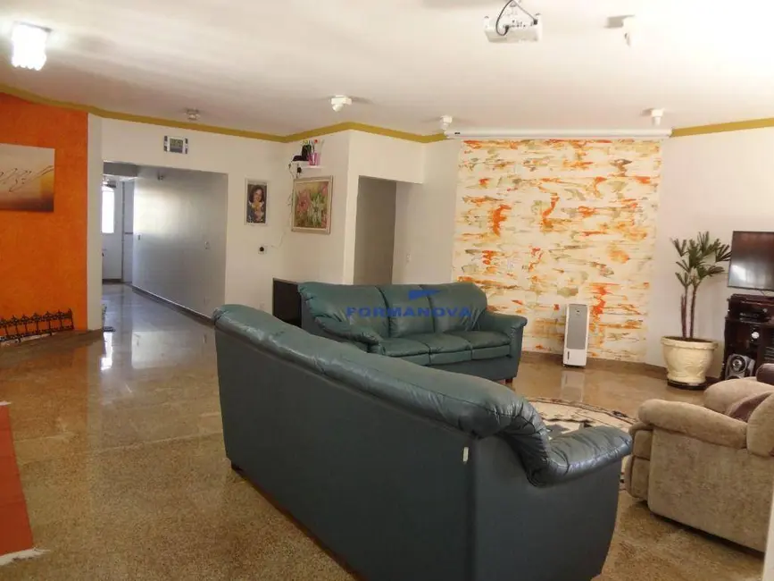 Foto 8 de Casa de Condomínio com 3 quartos à venda e para alugar, 600m2 em Jardim do Golf I, Jandira - SP