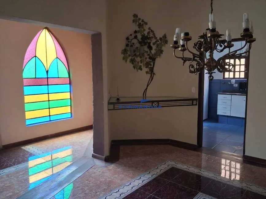 Foto 9 de Casa com 3 quartos para alugar, 400m2 em Jardim do Golf I, Jandira - SP