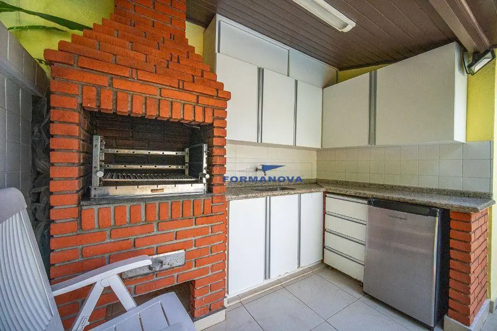 Casa de Condomínio com 3 quartos à venda, 270m2 em Jardim Lambreta, Cotia - SP - imagem 6 Foto 6 de Casa de Condomínio com 3 quartos à venda, 270m2 em Jardim Lambreta, Cotia - SP