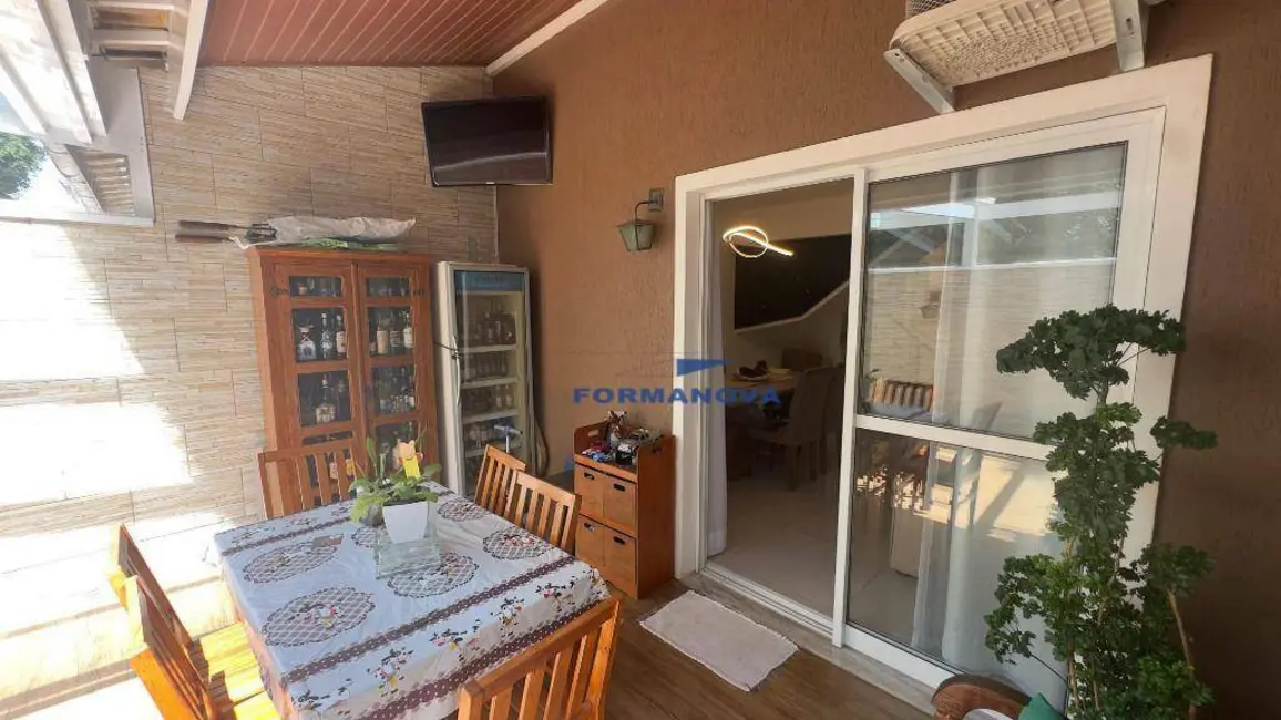 Foto 8 de Casa de Condomínio com 3 quartos à venda, 201m2 em Granja Viana II, Cotia - SP