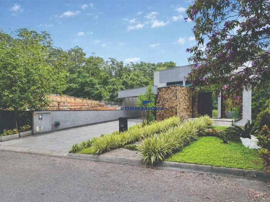 Foto 3 de Casa de Condomínio com 3 quartos à venda, 528m2 em Jardim do Golf I, Jandira - SP