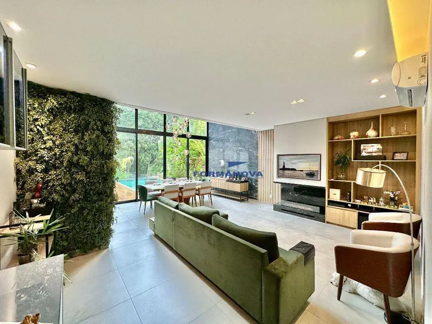 Foto 8 de Casa de Condomínio com 3 quartos à venda, 528m2 em Jardim do Golf I, Jandira - SP