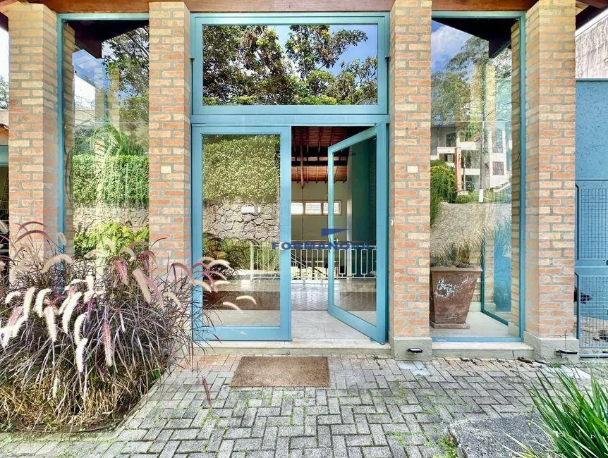 Foto 5 de Casa de Condomínio com 4 quartos à venda, 822m2 em Embu Das Artes - SP