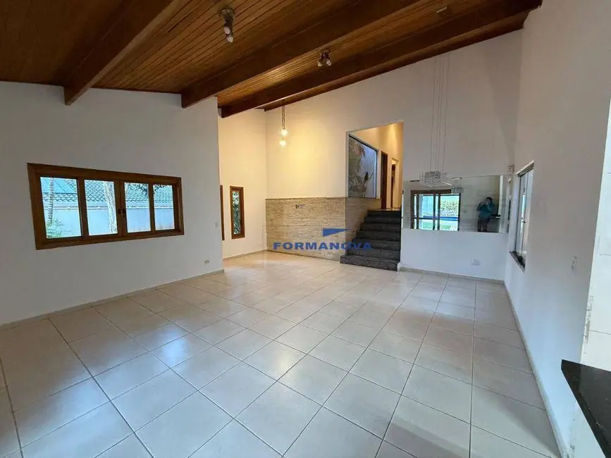 Foto 9 de Casa de Condomínio com 3 quartos à venda e para alugar, 750m2 em Jardim do Golf I, Jandira - SP