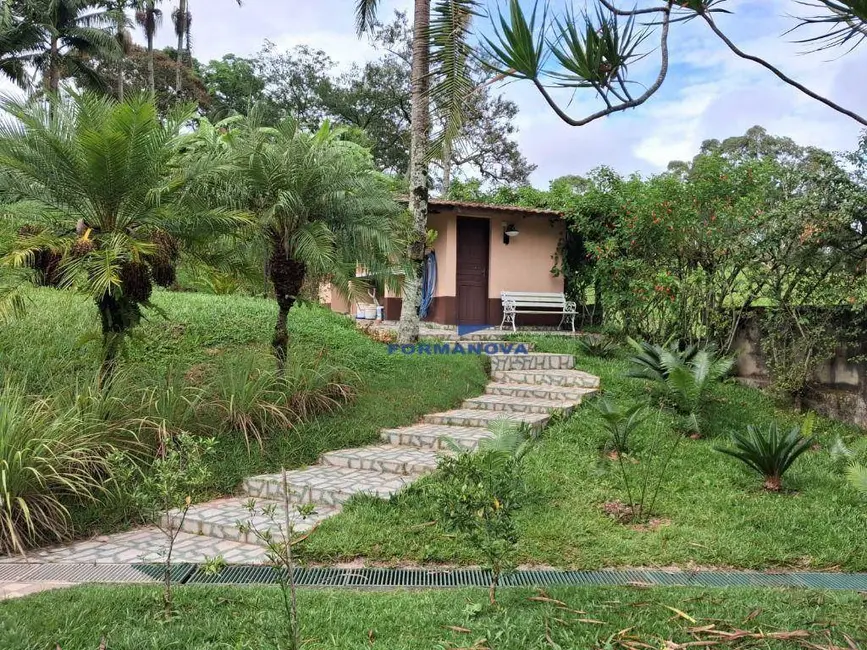 Foto 9 de Casa com 4 quartos para alugar, 2000m2 em Jardim Caiapiá, Cotia - SP