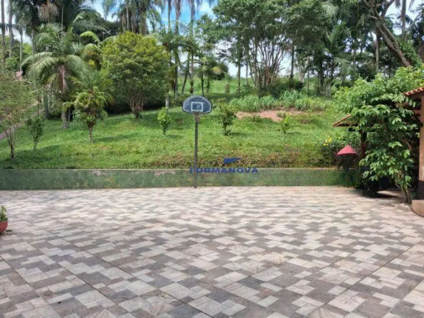 Foto 6 de Casa com 4 quartos para alugar, 2000m2 em Jardim Caiapiá, Cotia - SP