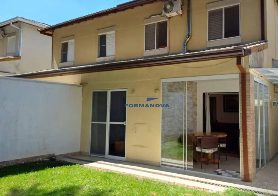 Casa de Condomínio com 3 quartos para alugar, 156m2 em Parque Rincão, Cotia - SP - imagem 5 Foto 5 de Casa de Condomínio com 3 quartos para alugar, 156m2 em Parque Rincão, Cotia - SP