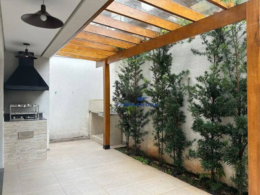 Foto 3 de Casa de Condomínio com 3 quartos à venda e para alugar, 150m2 em Parque Rincão, Cotia - SP