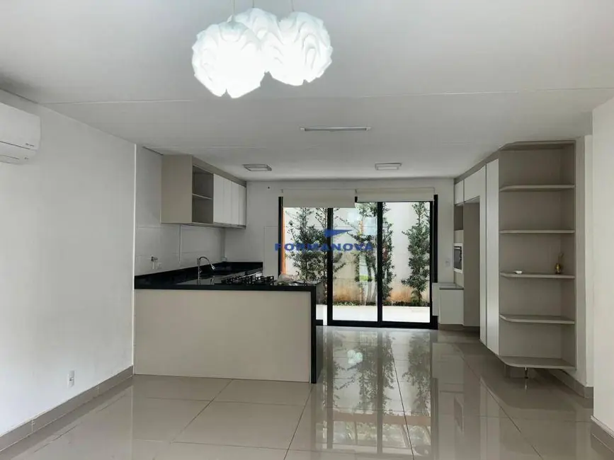 Foto 9 de Casa de Condomínio com 3 quartos à venda e para alugar, 150m2 em Parque Rincão, Cotia - SP