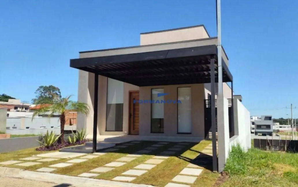 Casa de Condomínio com 3 quartos à venda, 200m2 em Cotia - SP - imagem 2 Foto 2 de Casa de Condomínio com 3 quartos à venda, 200m2 em Cotia - SP