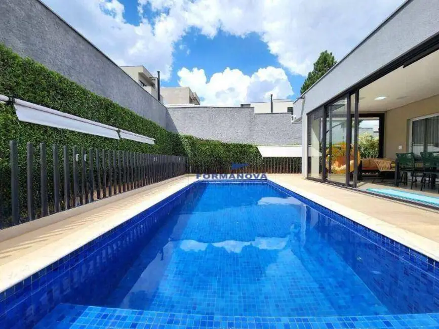 Foto 2 de Casa de Condomínio com 3 quartos à venda, 541m2 em Chácara dos Lagos, Carapicuiba - SP