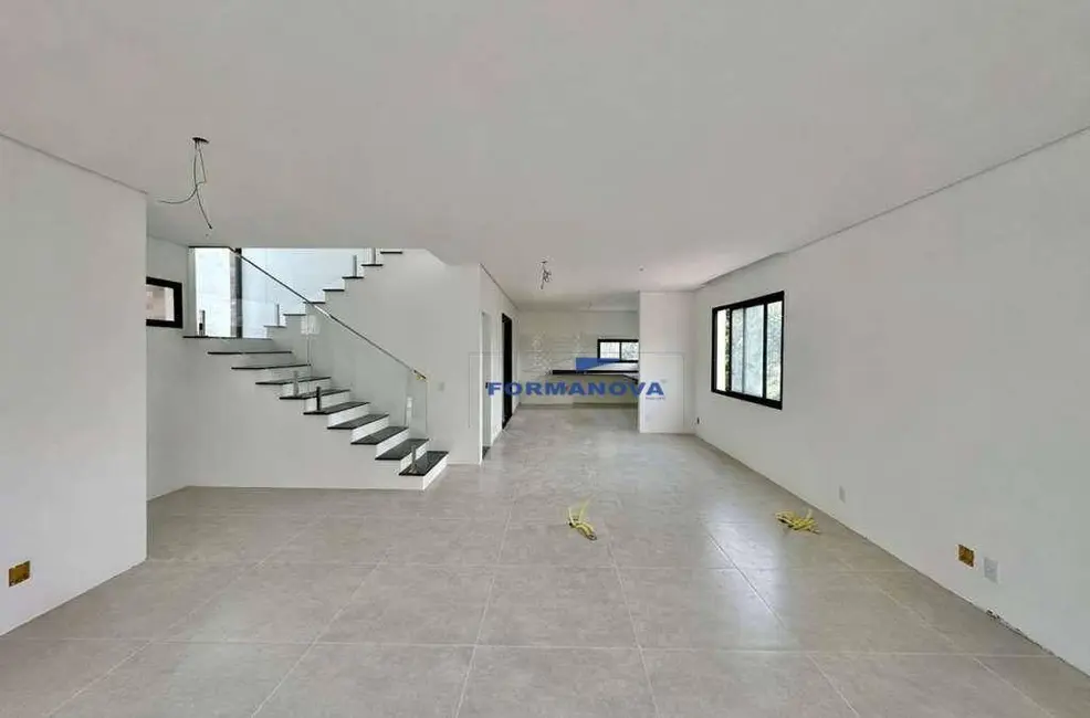 Foto 7 de Casa de Condomínio com 3 quartos à venda, 1465m2 em Chácara do Refúgio, Carapicuiba - SP