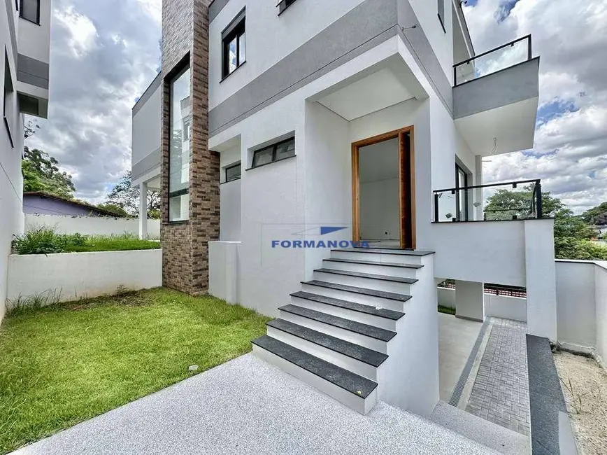 Foto 3 de Casa de Condomínio com 3 quartos à venda, 1465m2 em Chácara do Refúgio, Carapicuiba - SP