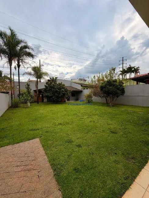 Foto 3 de Casa de Condomínio com 3 quartos para alugar, 740m2 em Jardim do Golf I, Jandira - SP