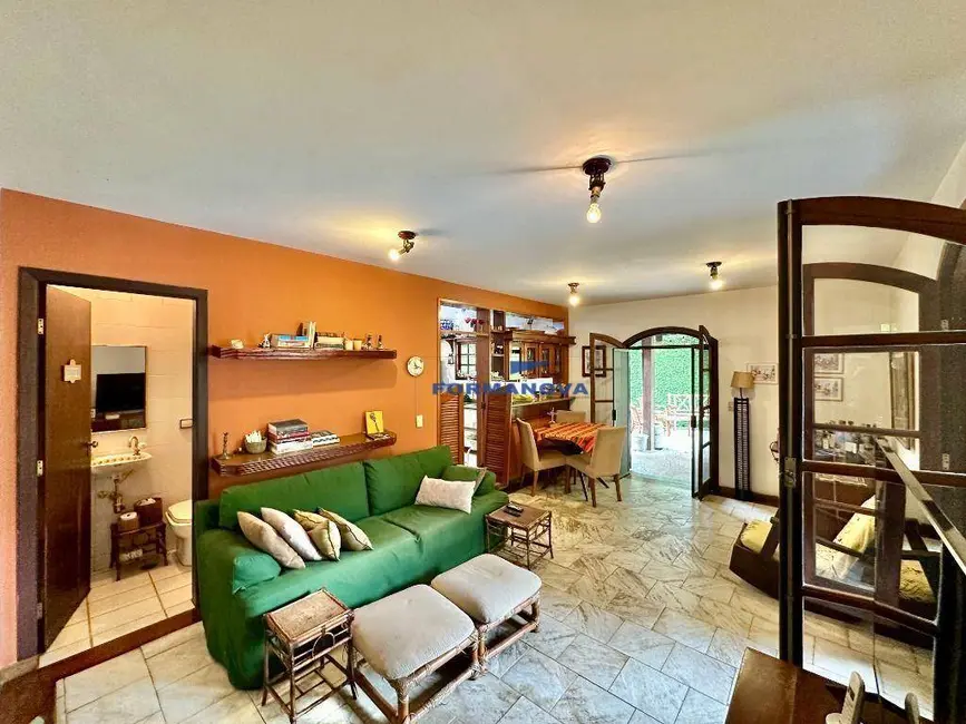Foto 6 de Casa de Condomínio com 3 quartos à venda, 360m2 em São Paulo II, Cotia - SP